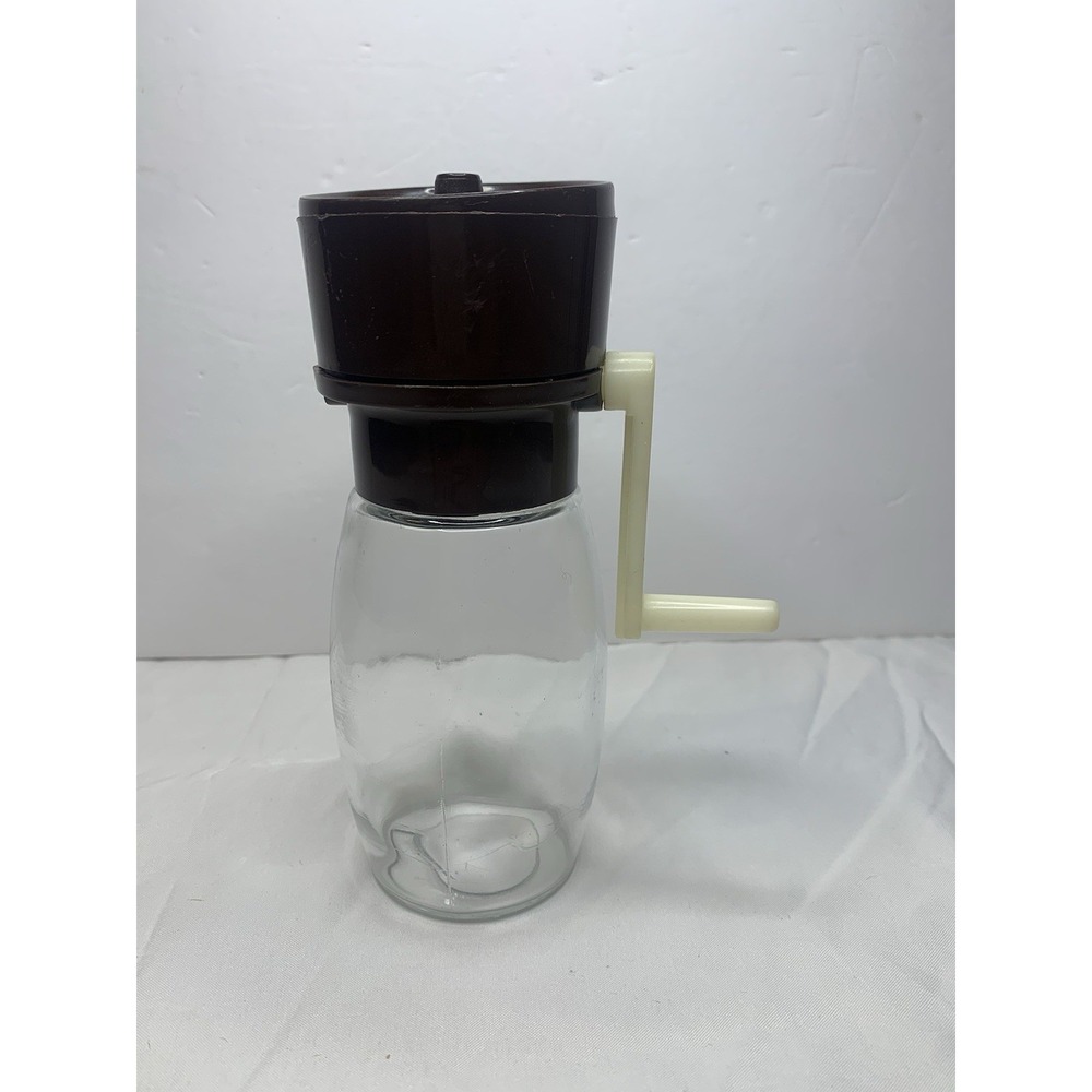 Vintage Gemco Glass‎ Jar W/ Lid Nut/ Herb/ Spice Grinder  Made In USA